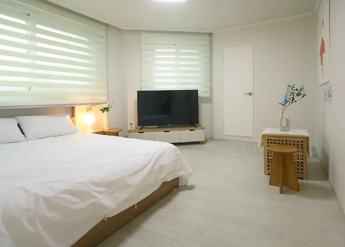 The Shim Anam 3rooms Late Check In-out 4* 서울특별시