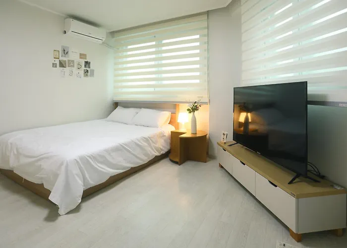 게스트하우스 The Shim Anam 3rooms Late Check In-out