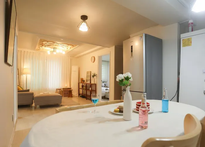 게스트하우스 The Shim Anam 3rooms Late Check In-out 4*